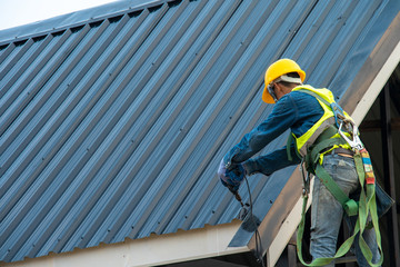 What Does a Roofer Do?